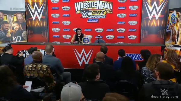 Wrestlemania_39_Night_One_Press_Conference_0129.jpg