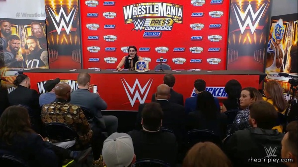 Wrestlemania_39_Night_One_Press_Conference_0563.jpg