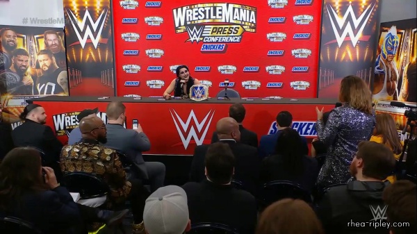 Wrestlemania_39_Night_One_Press_Conference_0872.jpg