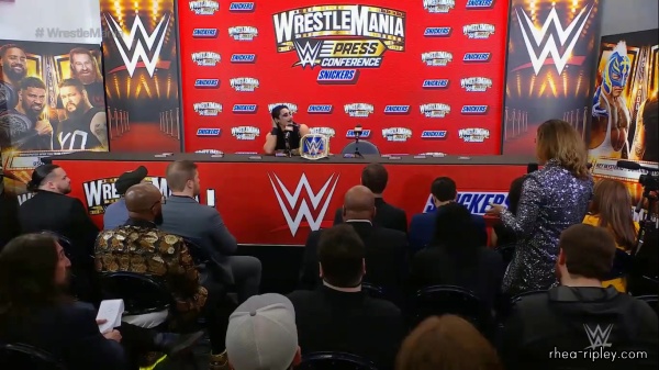 Wrestlemania_39_Night_One_Press_Conference_0895.jpg