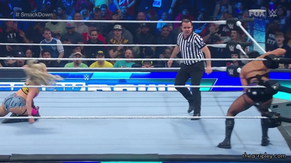 sportsnet-wwe_friday_night_smackdown_2023_03_03_1080p_web_h264_0459.jpg