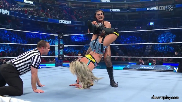 sportsnet-wwe_friday_night_smackdown_2023_03_03_1080p_web_h264_1377.jpg