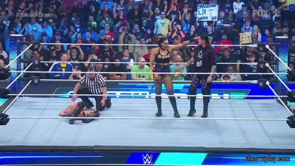 Click to view full size image
==============
sportsnet-wwe_friday_night_smackdown_2023_03_03_1080p_web_h264_1440.jpg sportsnet-wwe_friday_night_smackdown_2023_03_03_1080p_web_h264_1440.jpg