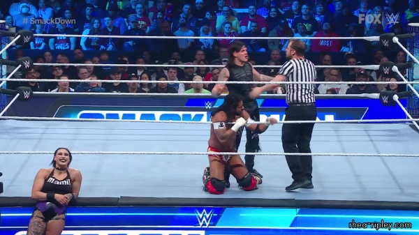sportsnet-wwe_friday_night_smackdown_2023_03_03_1080p_web_h264_part_2_1200.jpg