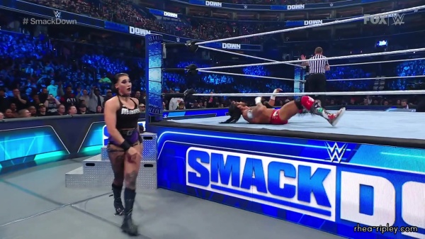 sportsnet-wwe_friday_night_smackdown_2023_03_03_1080p_web_h264_part_2_1702.jpg