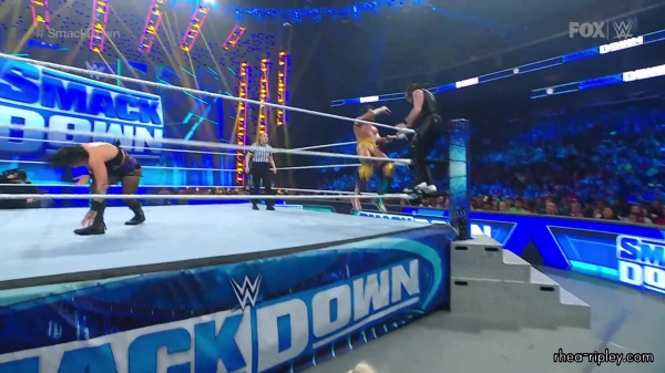 sportsnet-wwe_friday_night_smackdown_2023_03_17_1080p_web_h264_1619.jpg