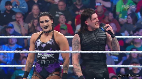 Click to view full size image
==============
sportsnet-wwe_friday_night_smackdown_2023_03_17_1080p_web_h264_1986.jpg sportsnet-wwe_friday_night_smackdown_2023_03_17_1080p_web_h264_1986.jpg