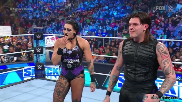 Click to view full size image
==============
sportsnet-wwe_friday_night_smackdown_2023_03_17_1080p_web_h264_2005.jpg sportsnet-wwe_friday_night_smackdown_2023_03_17_1080p_web_h264_2005.jpg