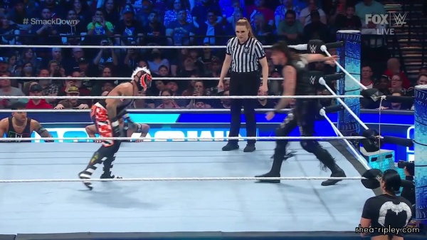 sportsnet-wwe_friday_night_smackdown_2023_04_07_720p_web_h264_2740.jpg