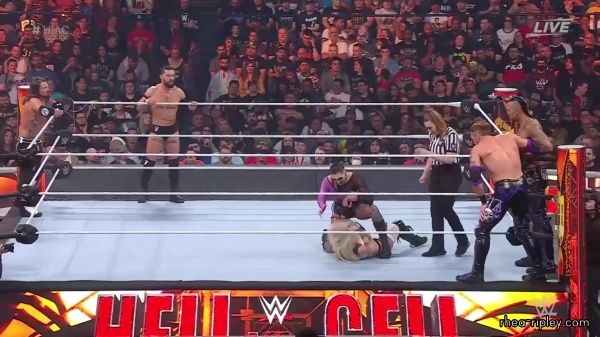 Click to view full size image
==============
sportsnet-wwe_hell_in_a_cell_2022_1080p_web_h264_1685.jpg sportsnet-wwe_hell_in_a_cell_2022_1080p_web_h264_1685.jpg
