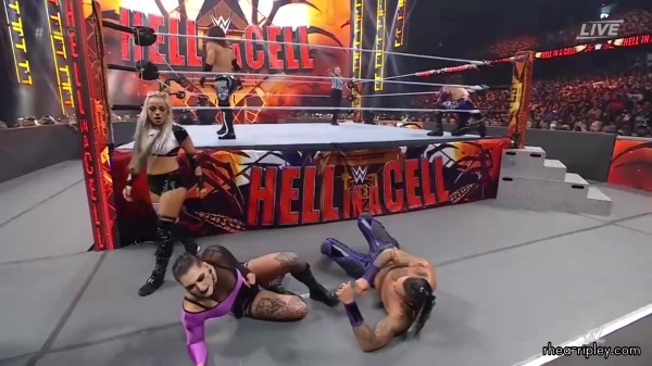 sportsnet-wwe_hell_in_a_cell_2022_1080p_web_h264_3182.jpg