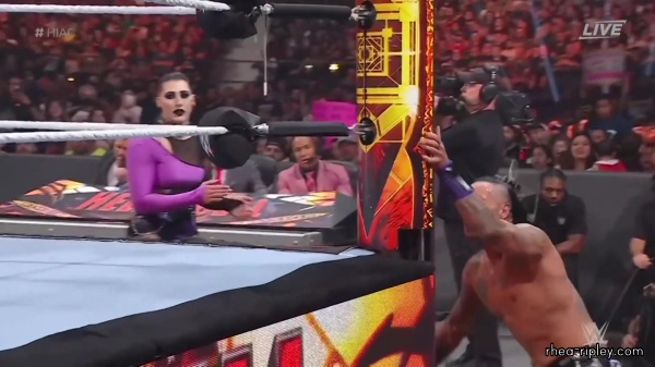 Click to view full size image
==============
sportsnet-wwe_hell_in_a_cell_2022_1080p_web_h264_3275.jpg sportsnet-wwe_hell_in_a_cell_2022_1080p_web_h264_3275.jpg