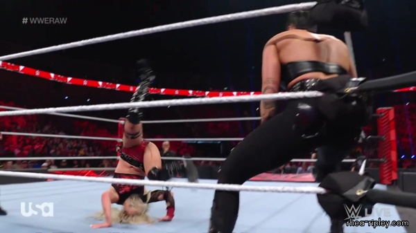 sportsnet-wwe_monday_night_raw_2022_05_30_720p_web_h264_3048.jpg