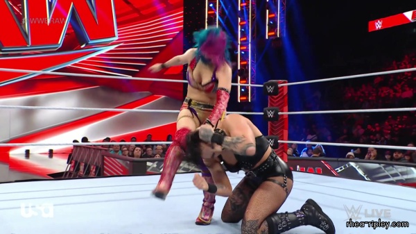 sportsnet-wwe_monday_night_raw_2022_11_21_1080p_web_h264_part_2_1848.jpg