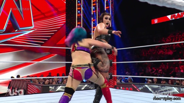 sportsnet-wwe_monday_night_raw_2022_11_21_1080p_web_h264_part_2_3188.jpg