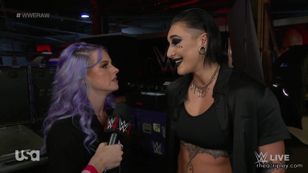 sportsnet-wwe_monday_night_raw_2023-01-09_1080p_web_h264_138.jpg