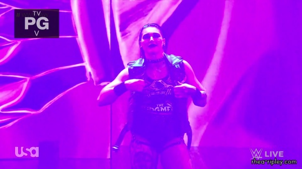 sportsnet-wwe_monday_night_raw_2023-01-09_1080p_web_h264_part_2_0111.jpg