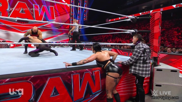sportsnet-wwe_monday_night_raw_2023-01-09_1080p_web_h264_part_3_2021.jpg