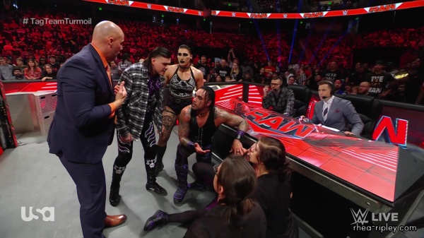 sportsnet-wwe_monday_night_raw_2023-01-09_1080p_web_h264_part_3_5264.jpg