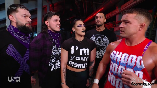 sportsnet-wwe_monday_night_raw_2023_01_16_1080p_web_h264_part_2_338.jpg