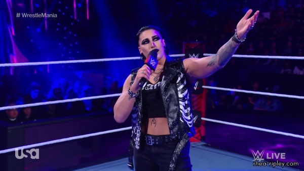 sportsnet-wwe_monday_night_raw_2023_01_30_1080p_web_h264_part_1_1235.jpg