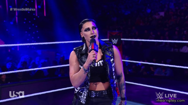 sportsnet-wwe_monday_night_raw_2023_01_30_1080p_web_h264_part_1_1239.jpg