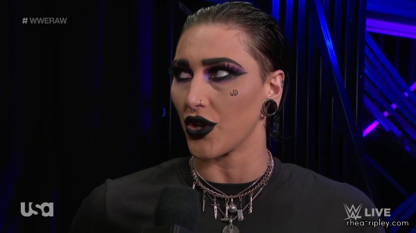 sportsnet-wwe_monday_night_raw_2023_03_27_1080p_web_h264_182.jpg