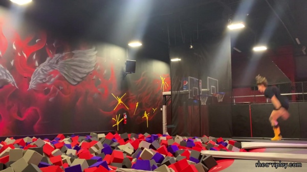 trampoline_park_0716.jpg