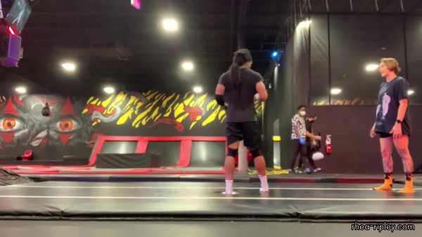 trampoline_park_0908.jpg