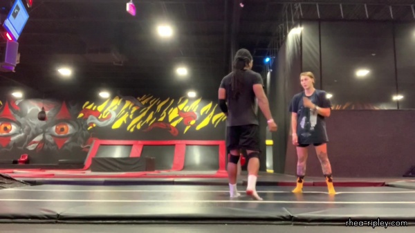 trampoline_park_1118.jpg