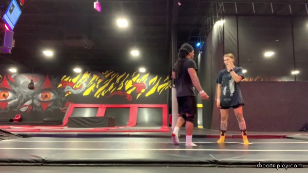 trampoline_park_1120.jpg