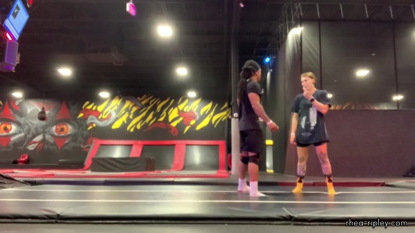 trampoline_park_1121.jpg