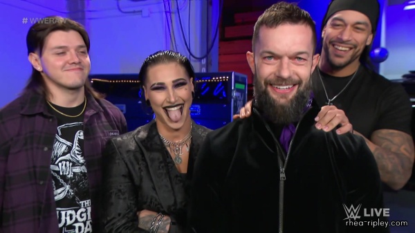 wwe_monday_night_raw_2023_02_27_1080p_web_h264-sportsnet_495.jpg