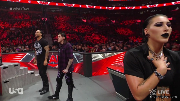 wwe_monday_night_raw_2023_03_06_1080p_web_h264-sportsnet_part_2_1379.jpg