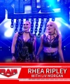 WWE_Friday_Night_SmackDown_2022_04_15_1080p_HDTV_x264-Star_0560.jpg
