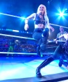 WWE_Friday_Night_SmackDown_2022_04_15_1080p_HDTV_x264-Star_0675.jpg