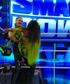 WWE_Friday_Night_SmackDown_2022_04_15_1080p_HDTV_x264-Star_0772.jpg