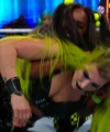 WWE_Friday_Night_SmackDown_2022_04_15_1080p_HDTV_x264-Star_1391.jpg