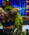 WWE_Friday_Night_SmackDown_2022_04_15_1080p_HDTV_x264-Star_1396.jpg