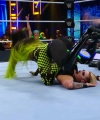 WWE_Friday_Night_SmackDown_2022_04_15_1080p_HDTV_x264-Star_1738.jpg