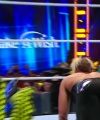 WWE_Friday_Night_SmackDown_2022_04_15_1080p_HDTV_x264-Star_1793.jpg