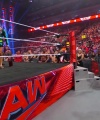 WWE_Monday_Night_RAW_2022_04_25_1080p_HDTV_x264-Star_Trim_part_1_1896.jpg