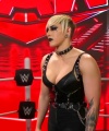 WWE_Monday_Night_RAW_2022_04_25_1080p_HDTV_x264-Star_Trim_part_2_073.jpg