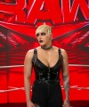 WWE_Monday_Night_RAW_2022_04_25_1080p_HDTV_x264-Star_Trim_part_2_084.jpg