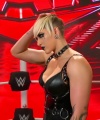 WWE_Monday_Night_RAW_2022_04_25_1080p_HDTV_x264-Star_Trim_part_2_102.jpg