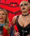 WWE_Monday_Night_RAW_2022_04_25_1080p_HDTV_x264-Star_Trim_part_2_367.jpg