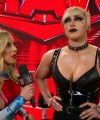 WWE_Monday_Night_RAW_2022_04_25_1080p_HDTV_x264-Star_Trim_part_2_382.jpg