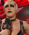 WWE_Monday_Night_RAW_2022_04_25_1080p_HDTV_x264-Star_Trim_part_2_488.jpg