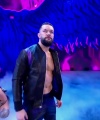 WWE_Monday_Night_RAW_2022_08_22_720p_HDTV_x264-Star_part_1_1036.jpg