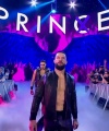 WWE_Monday_Night_RAW_2022_08_22_720p_HDTV_x264-Star_part_1_1088.jpg